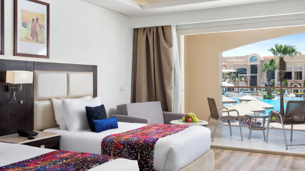 الفندق الباتروس وايت بيتش ريزورت - الغردقة